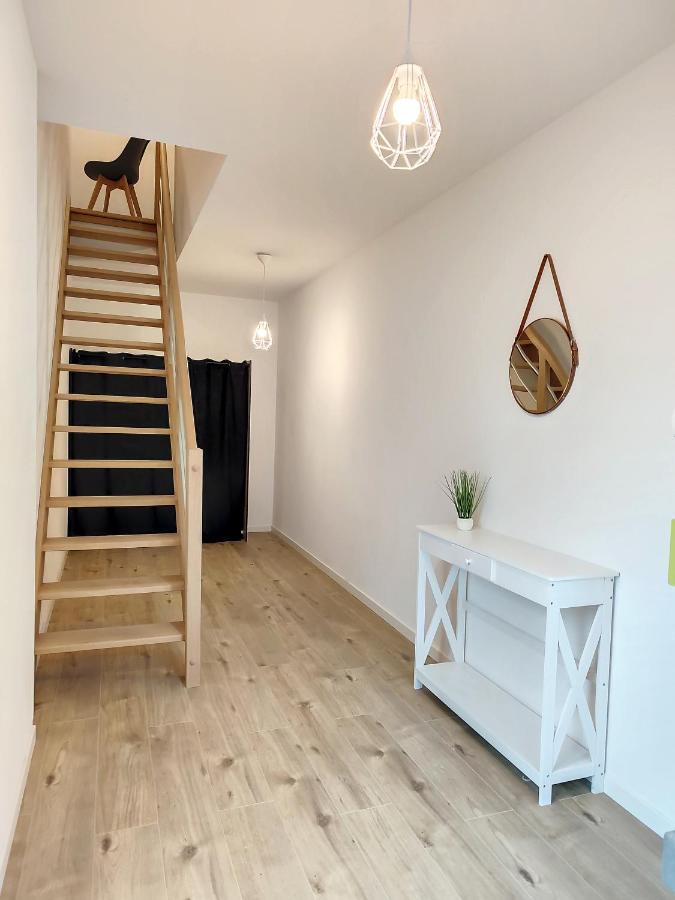 Grand Appart Duplex 6 Pers Gare Wifi Apartment Saint-Quentin  Exterior photo